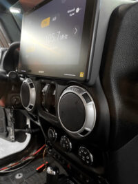 radio picture of jeep wrangler dash